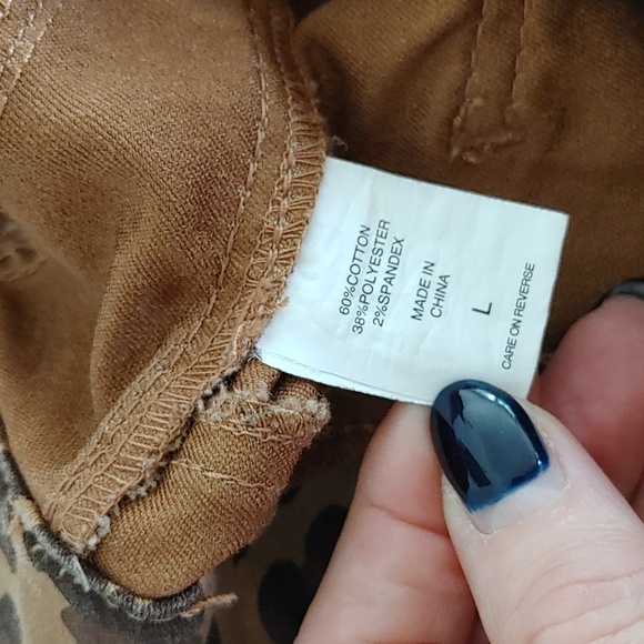 New York & Company High Waisted Pull On Leopard Jeans Size L - Picture 7 of 8